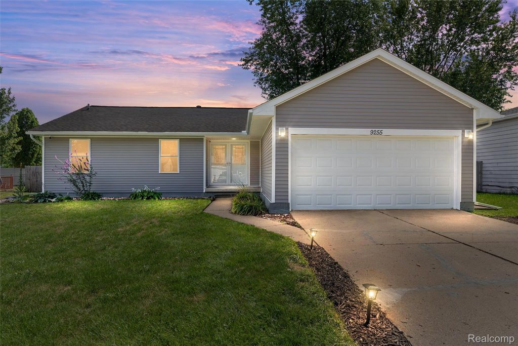 9255 Elaine Drive, Gaines township