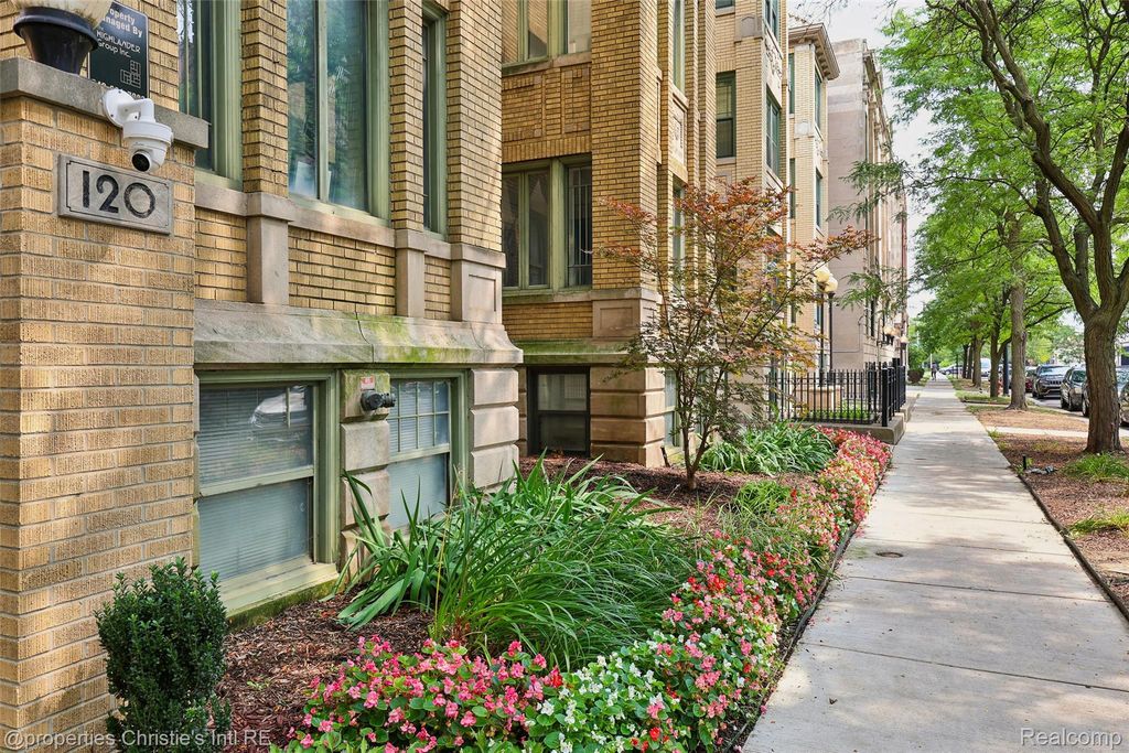 120 Seward Street 111, Detroit
