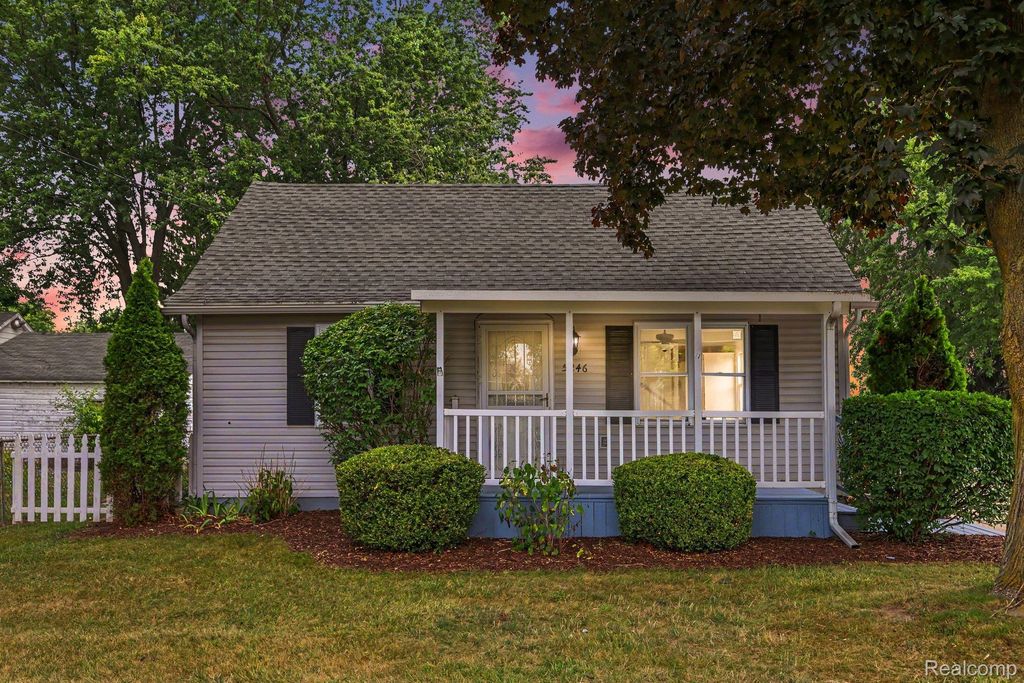 5246 Dania Street, Flint charter township