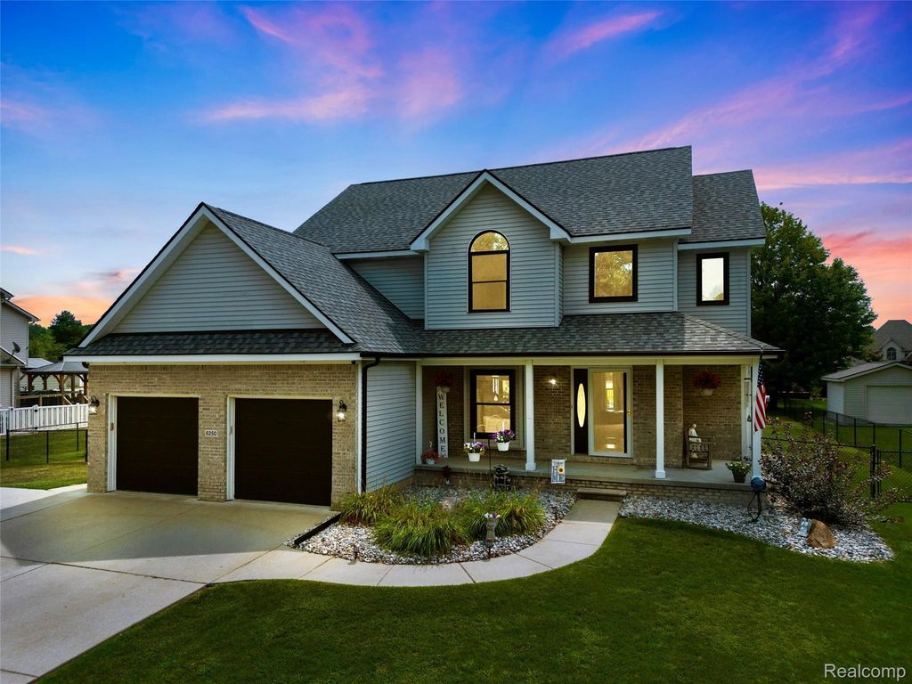 6250 Burningtree Drive, Burton city