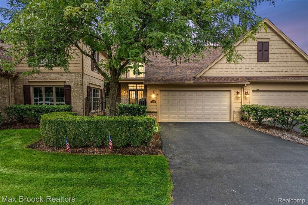 654 Deauville Lane Lane, Bloomfield Hills
