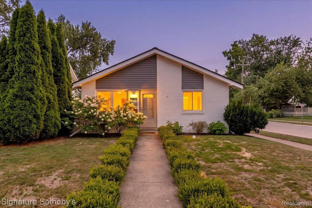 1099 Eaton Road, Berkley city