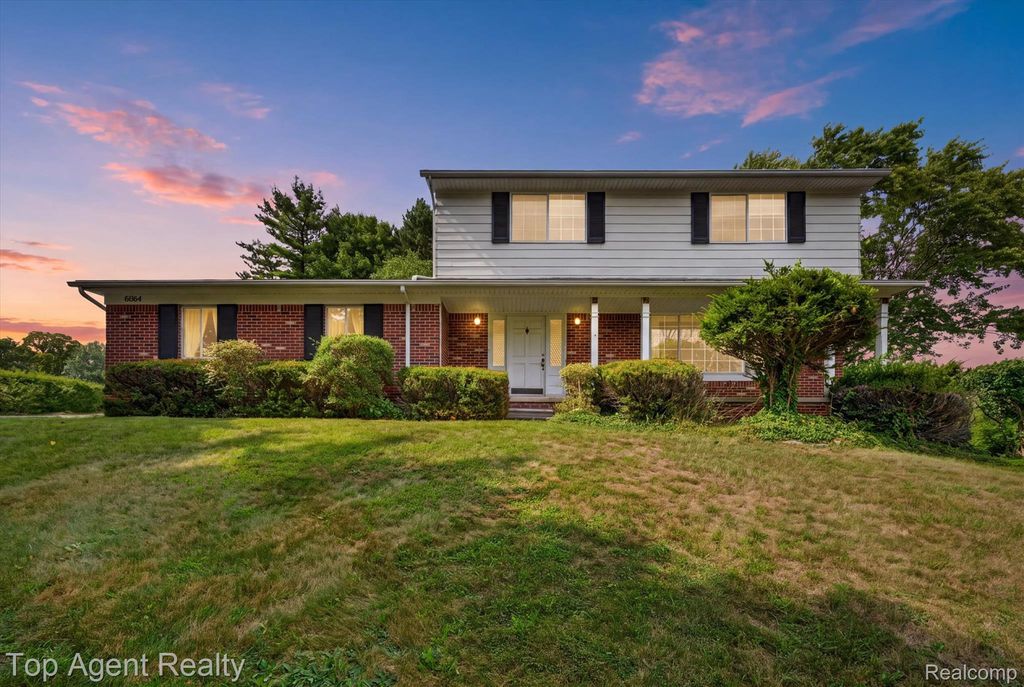 6084 Deguise Court, Rochester Hills city