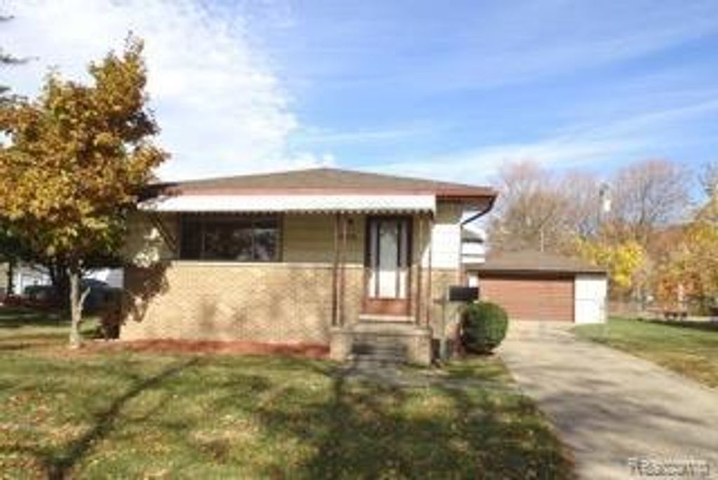6815 Braun, Center Line city