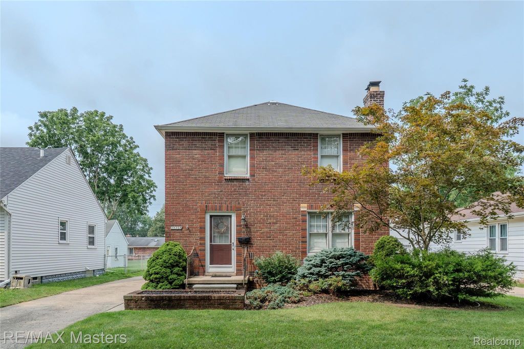 29386 Walnut Street, Flat Rock city