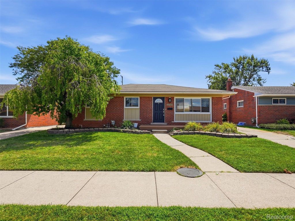 21736 Timberidge Street, St. Clair Shores city