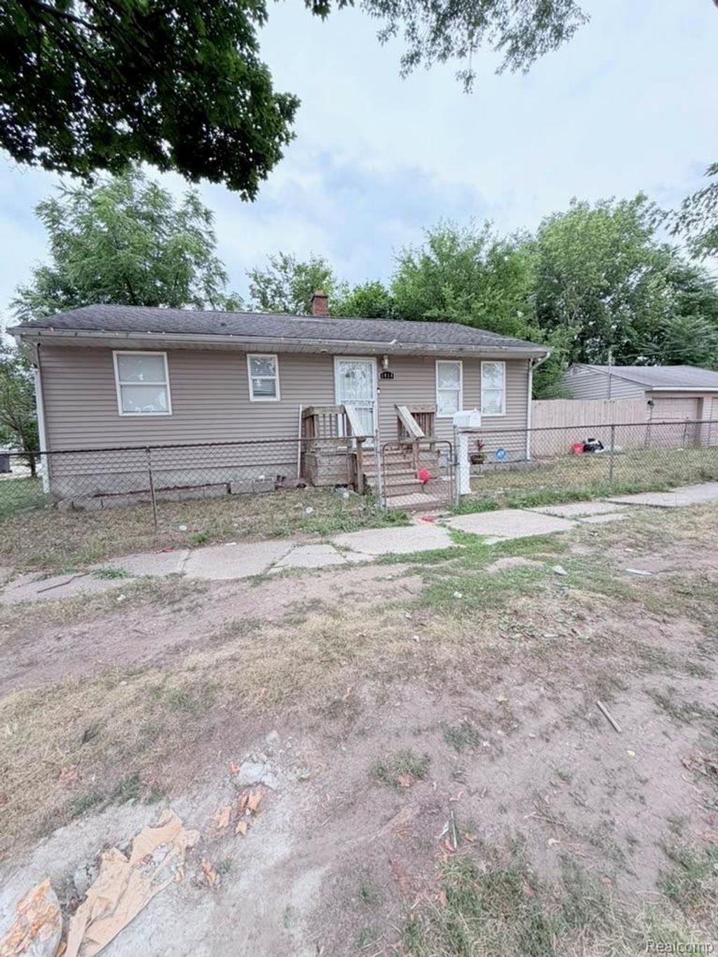 1414 N Vernon Avenue, Flint city