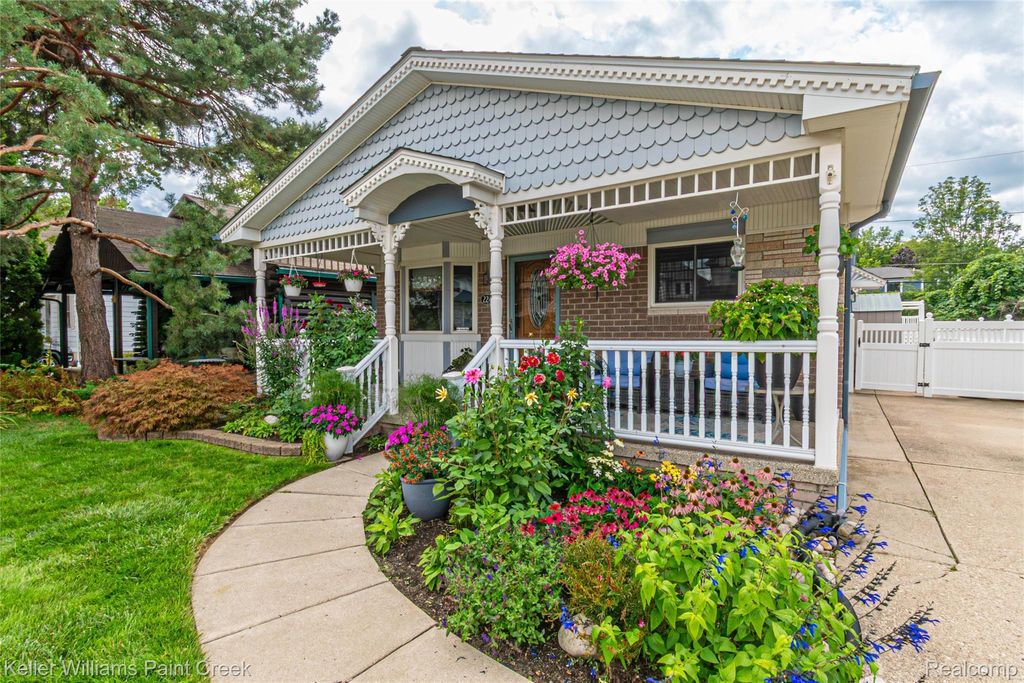 22458 Milner Street, St. Clair Shores city