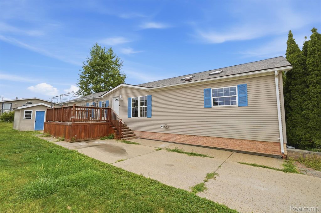 2524 Shakespeare Lane, Salem township