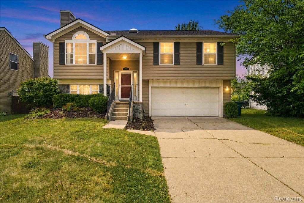 7190 Hogan Drive, Ypsilanti city