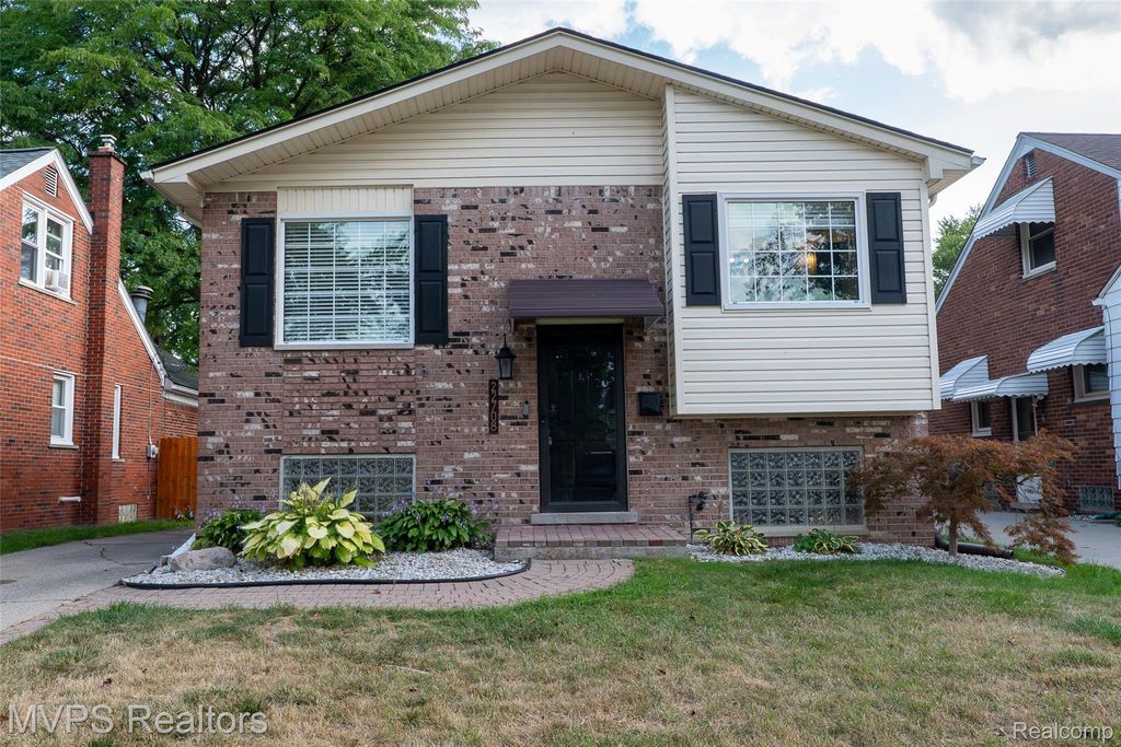 22708 Alger Street, St. Clair Shores city