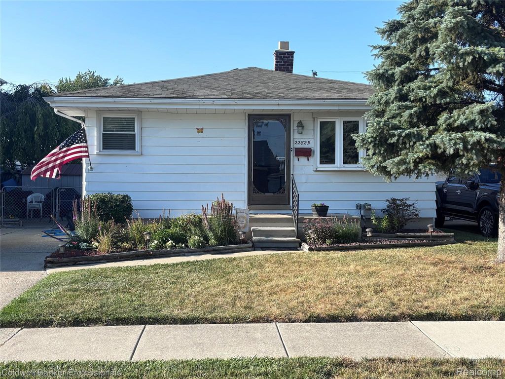 22829 Arcadia Street, St. Clair Shores city