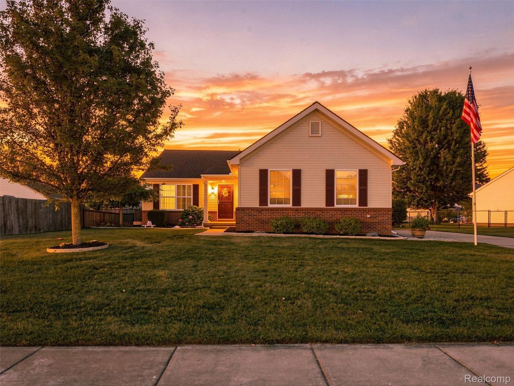 35898 Covington Lane, New Baltimore city