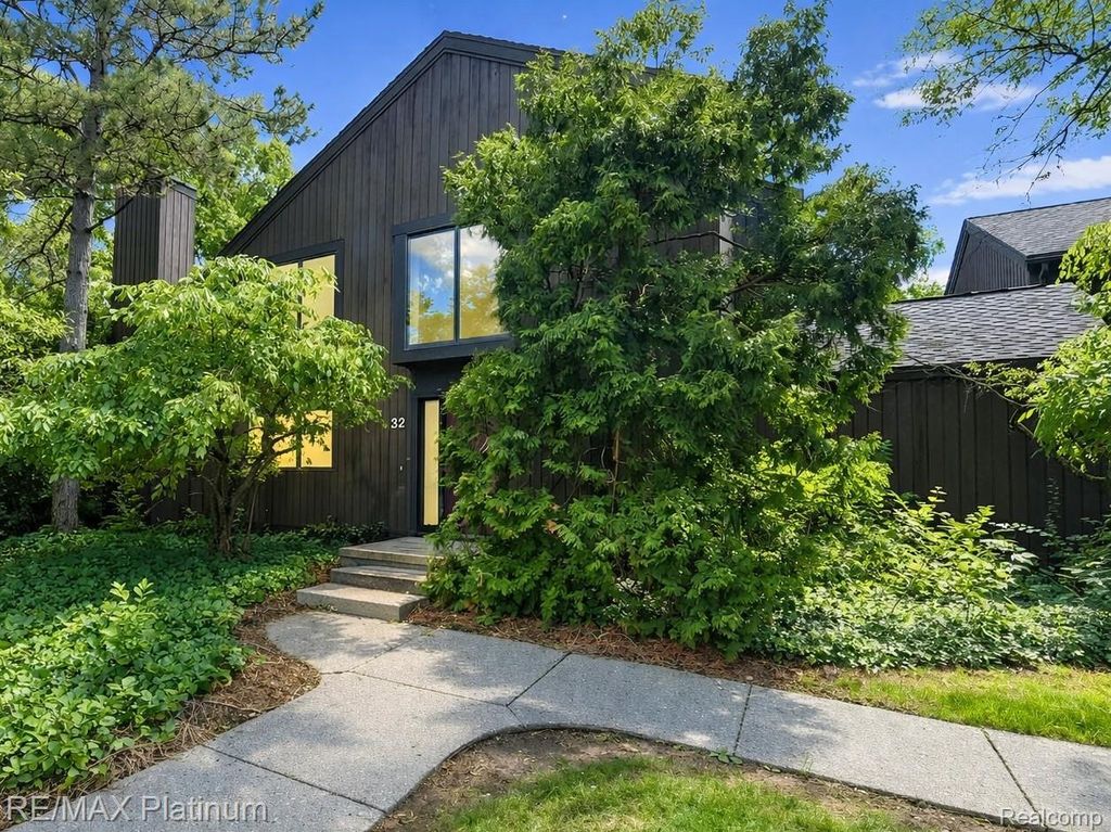32 Haverhill Court, Ann Arbor