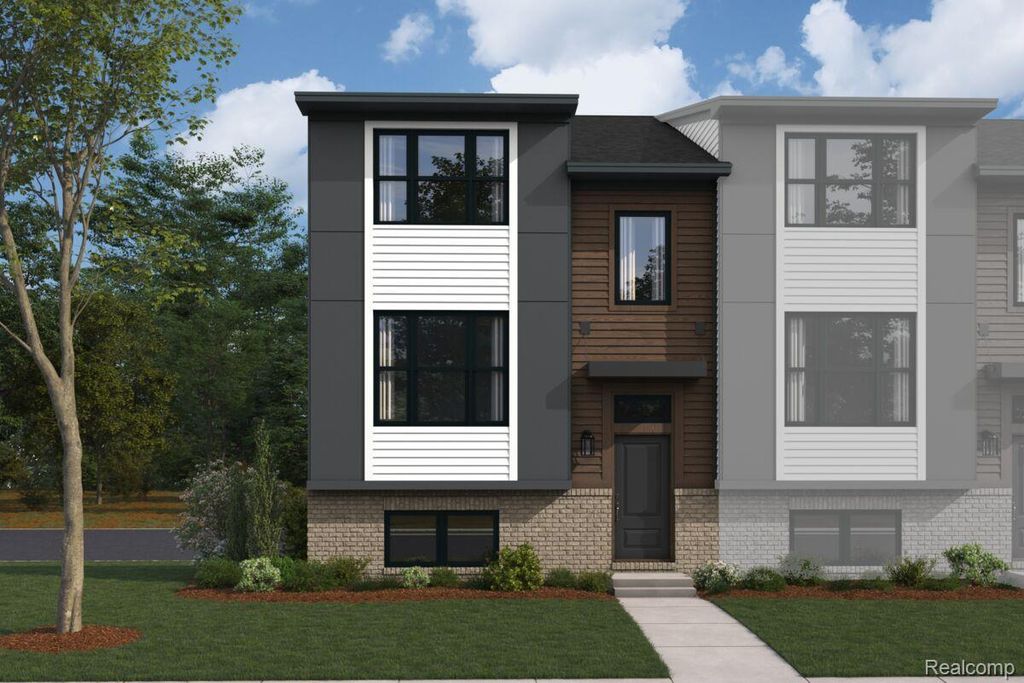 1040 Pine Tree Lane, Troy city