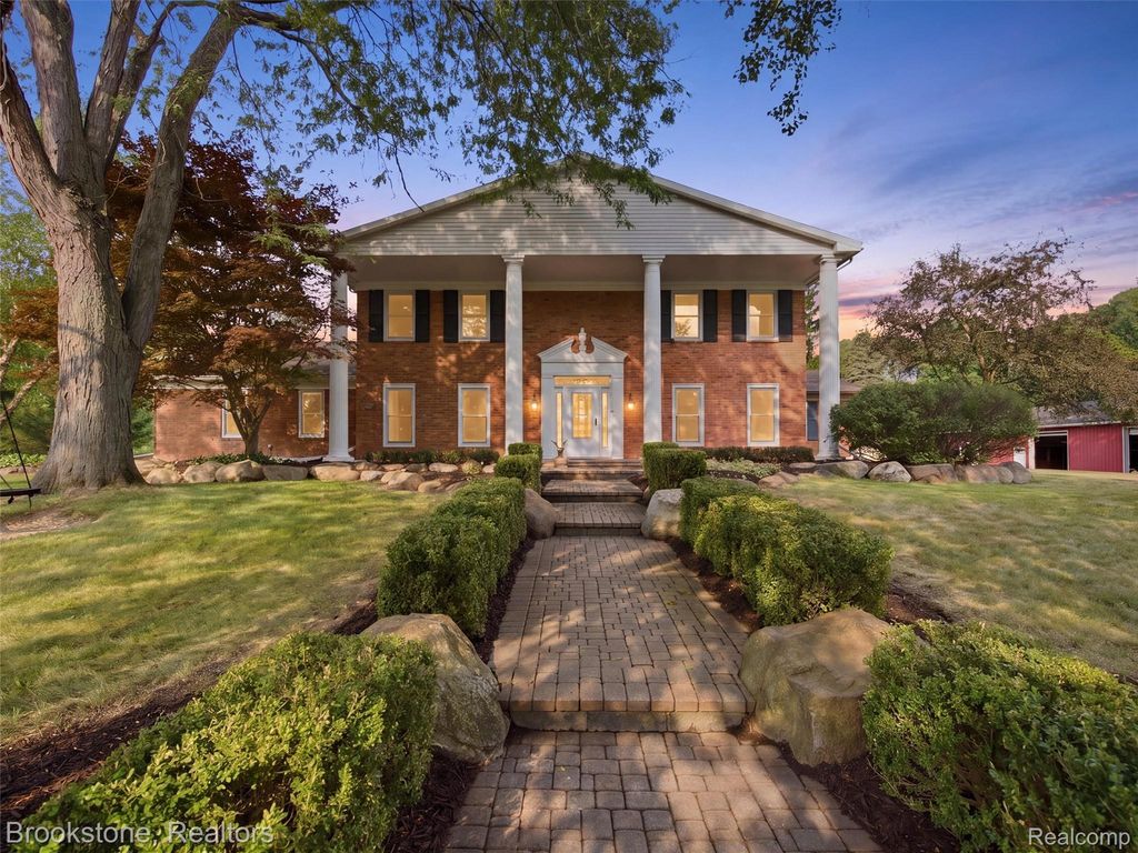 2700 Hosner Road, Oxford charter township