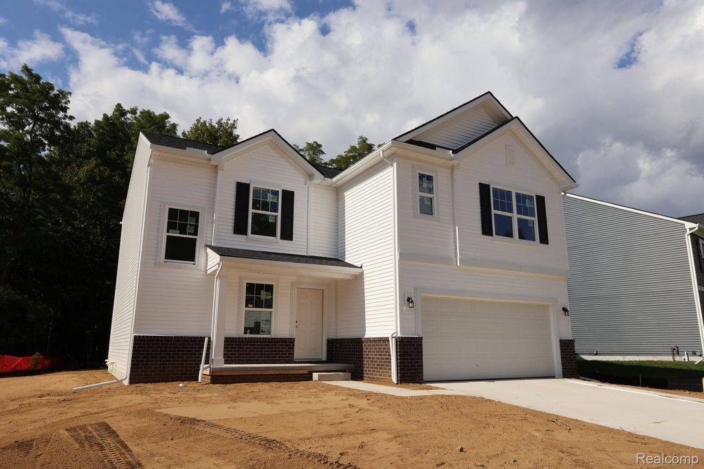4243 Oak Street, Grand Blanc charter township