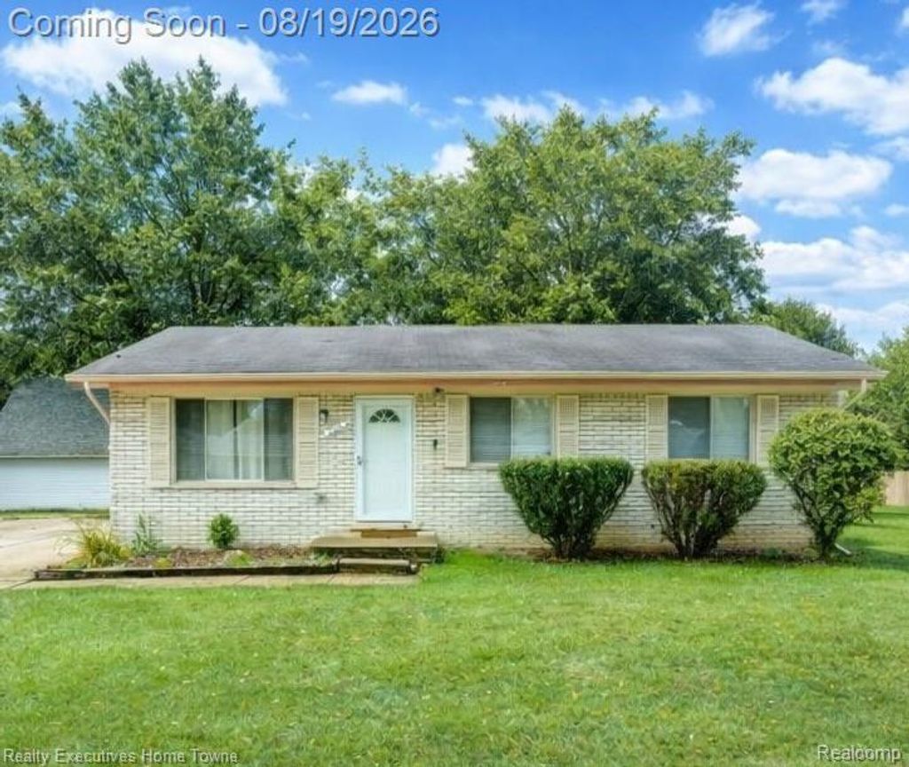 2448 Oakcrest Road, Sterling Heights city