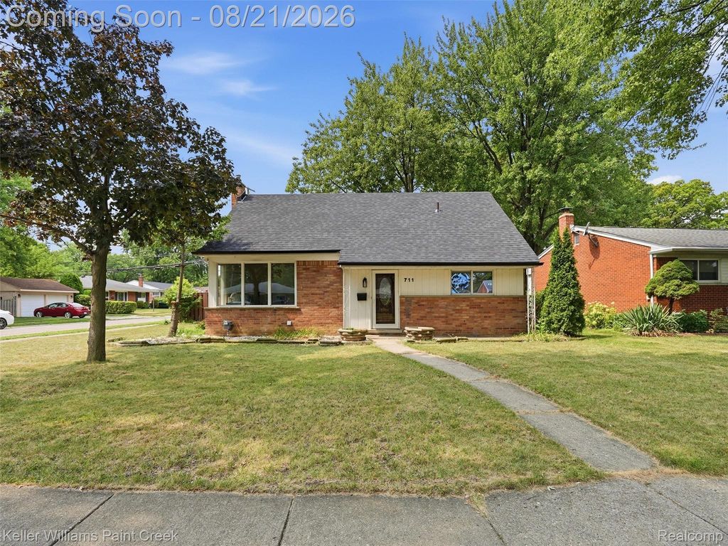 711 Jamaica Drive, Troy city