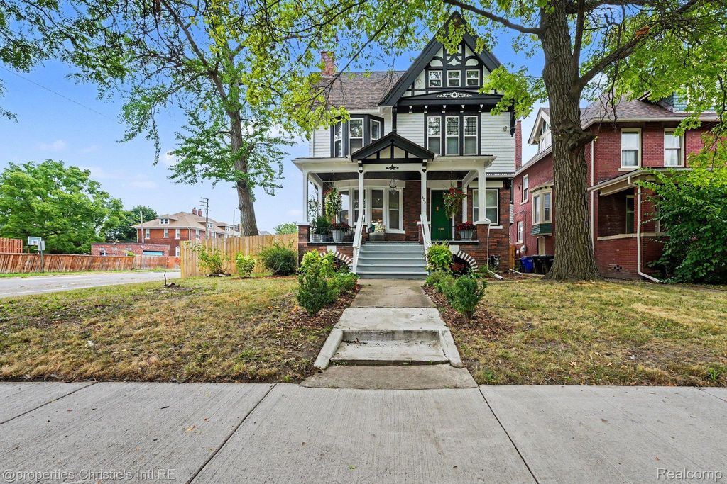 605 Atkinson Street, Detroit city