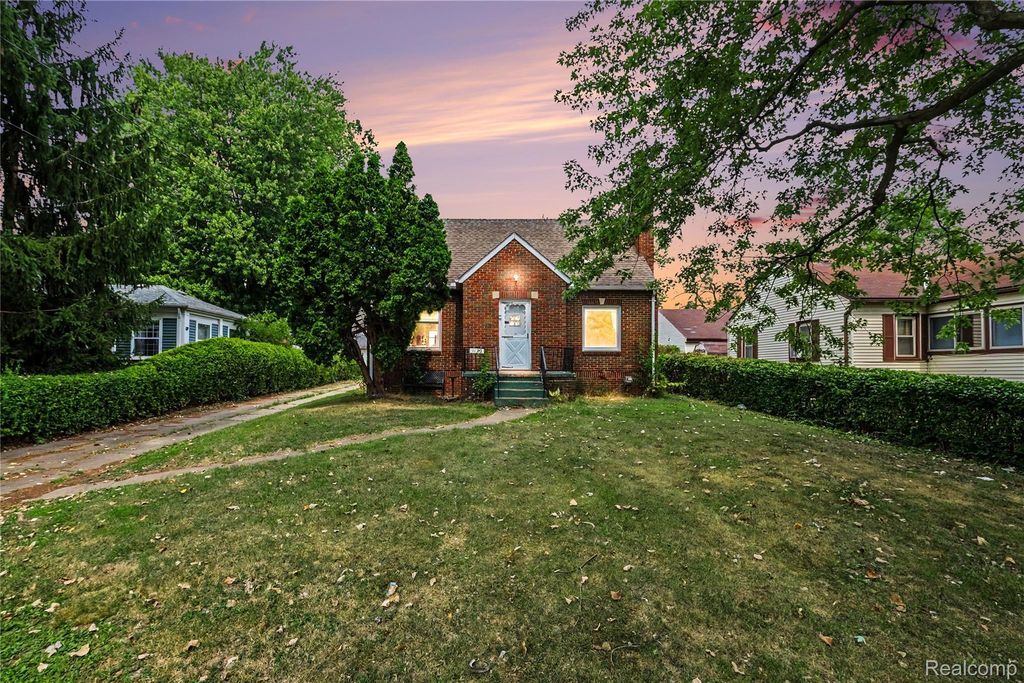 1129 E Bristol Road, Burton city