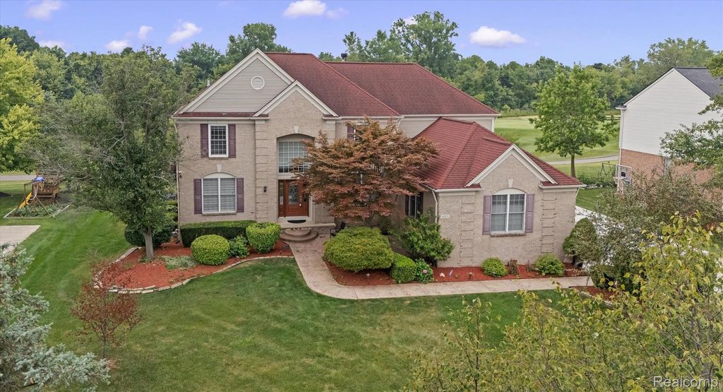 48495 Central Park Drive, Canton