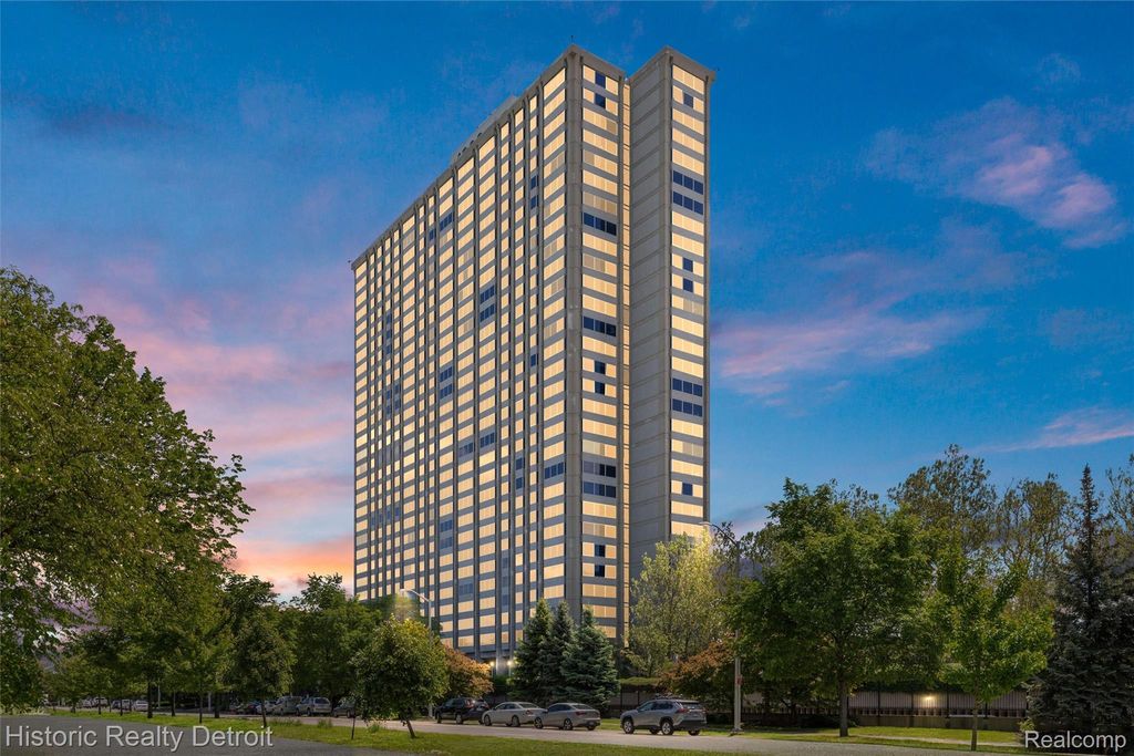 1300 E Lafayette Street E 205, Detroit city