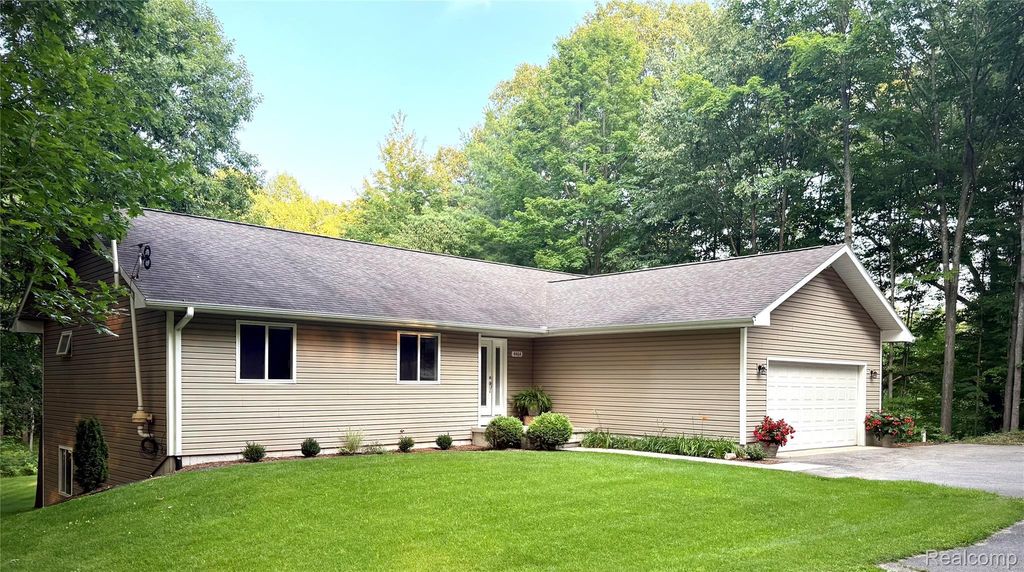 4464 Prouty Road, Traverse City city