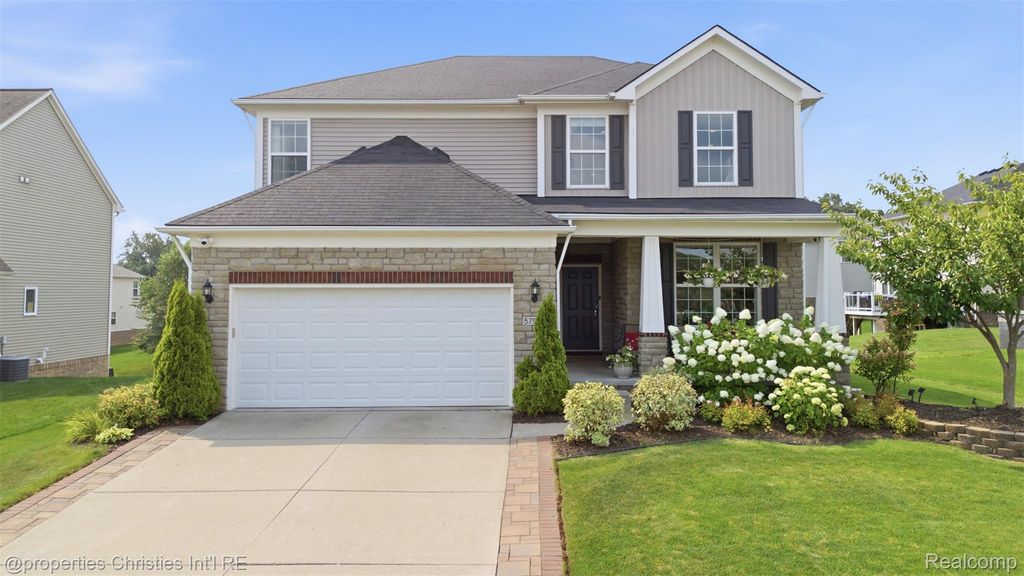 57909 Cider Mill Drive, Lyon charter township