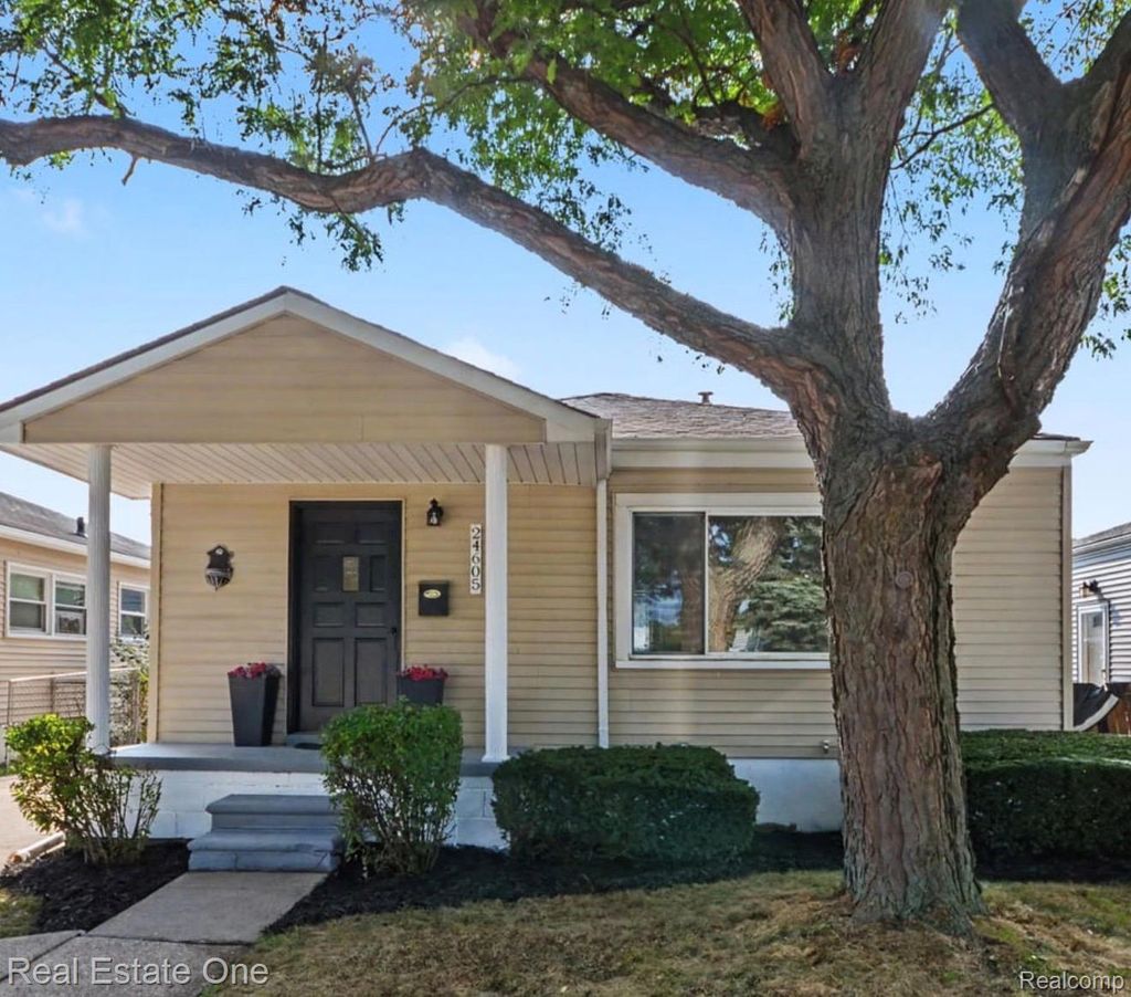 24605 Brittany Avenue, Eastpointe city