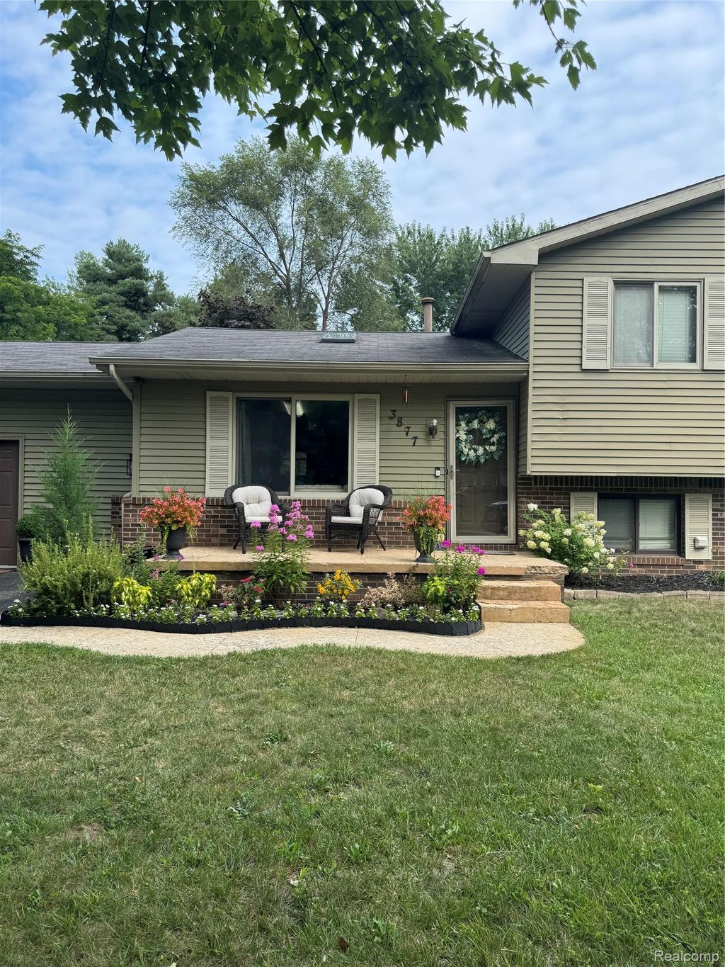 3877 Westlyn Drive, Lake Orion
