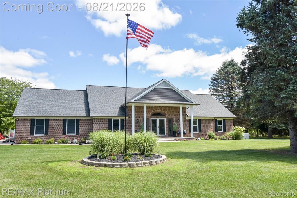 7650 Owosso Road, Cohoctah township