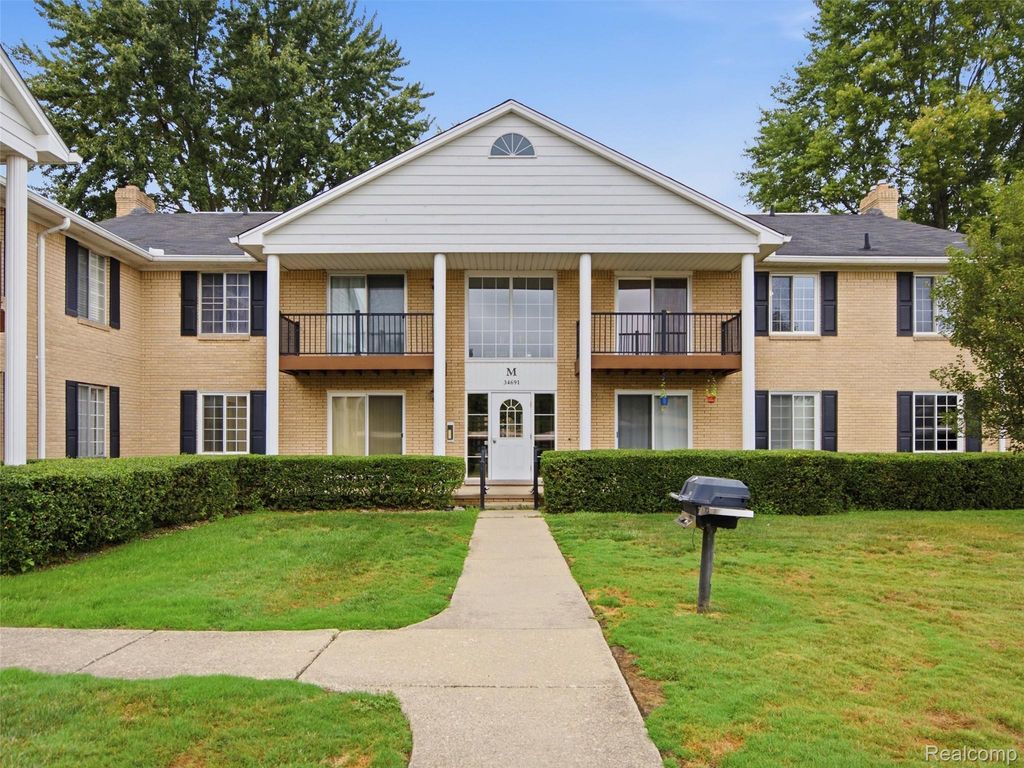 34691 Kimberly Drive 51, Sterling Heights