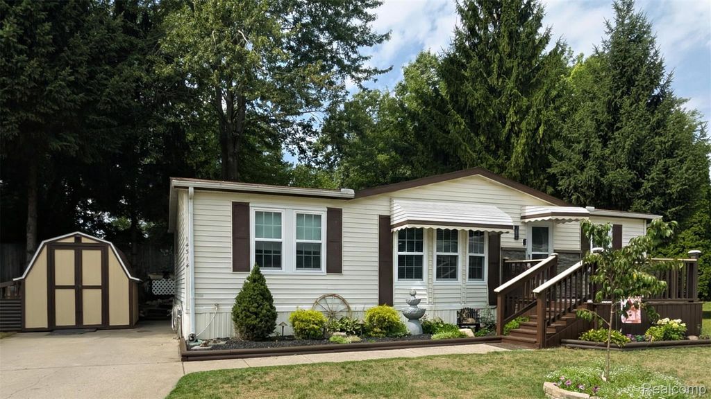14314 Cedar Cove Drive, Fenton city