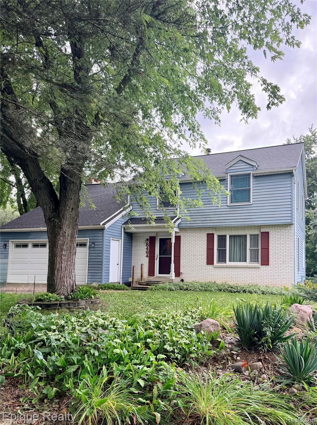 8484 Wesley Drive, Flushing charter township