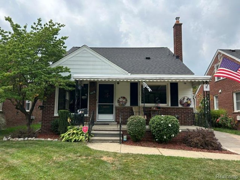 9976 Quandt Avenue, Allen Park city