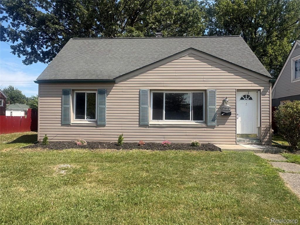 23080 Almond Avenue, Eastpointe city