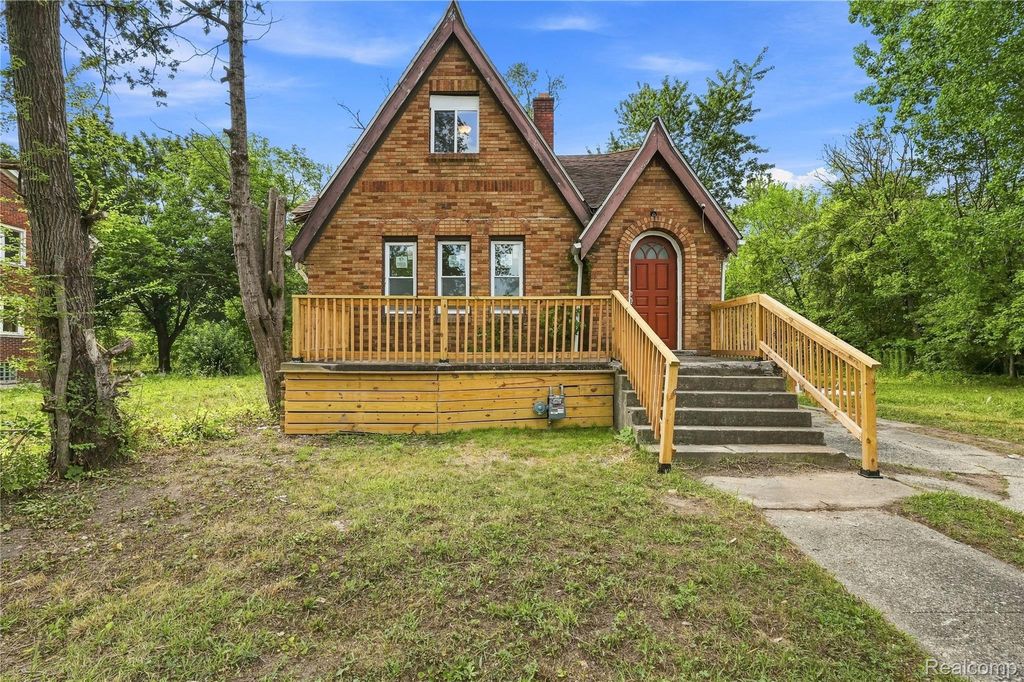 14474 Mapleridge Street, Detroit city