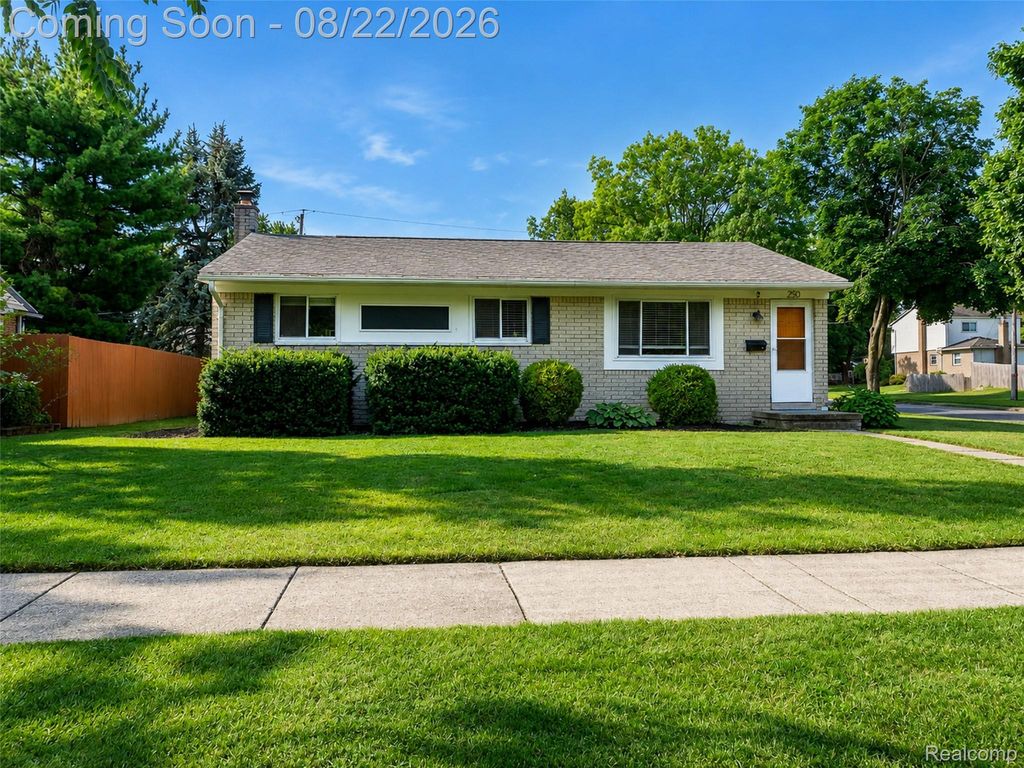 250 Wallace Drive, Saline city