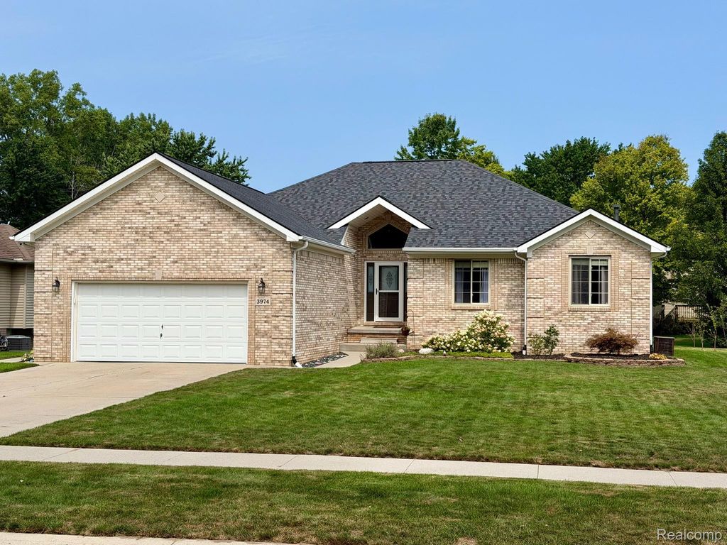 3974 Stoney Ridge Drive, Fort Gratiot charter township