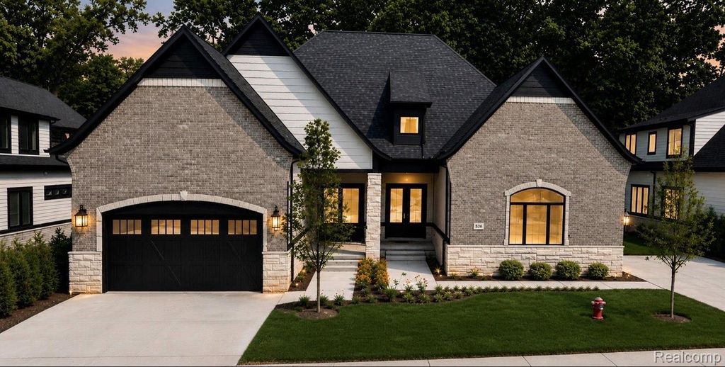 526 Maplehill Road, Rochester Hills city