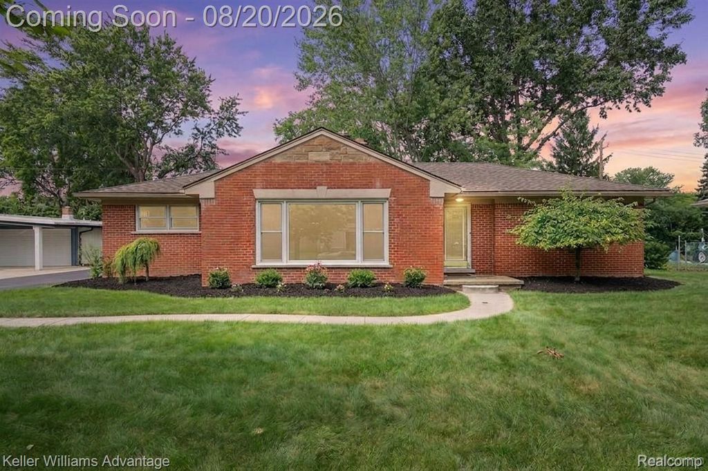 5907 Rosetta Street, Dearborn Heights city