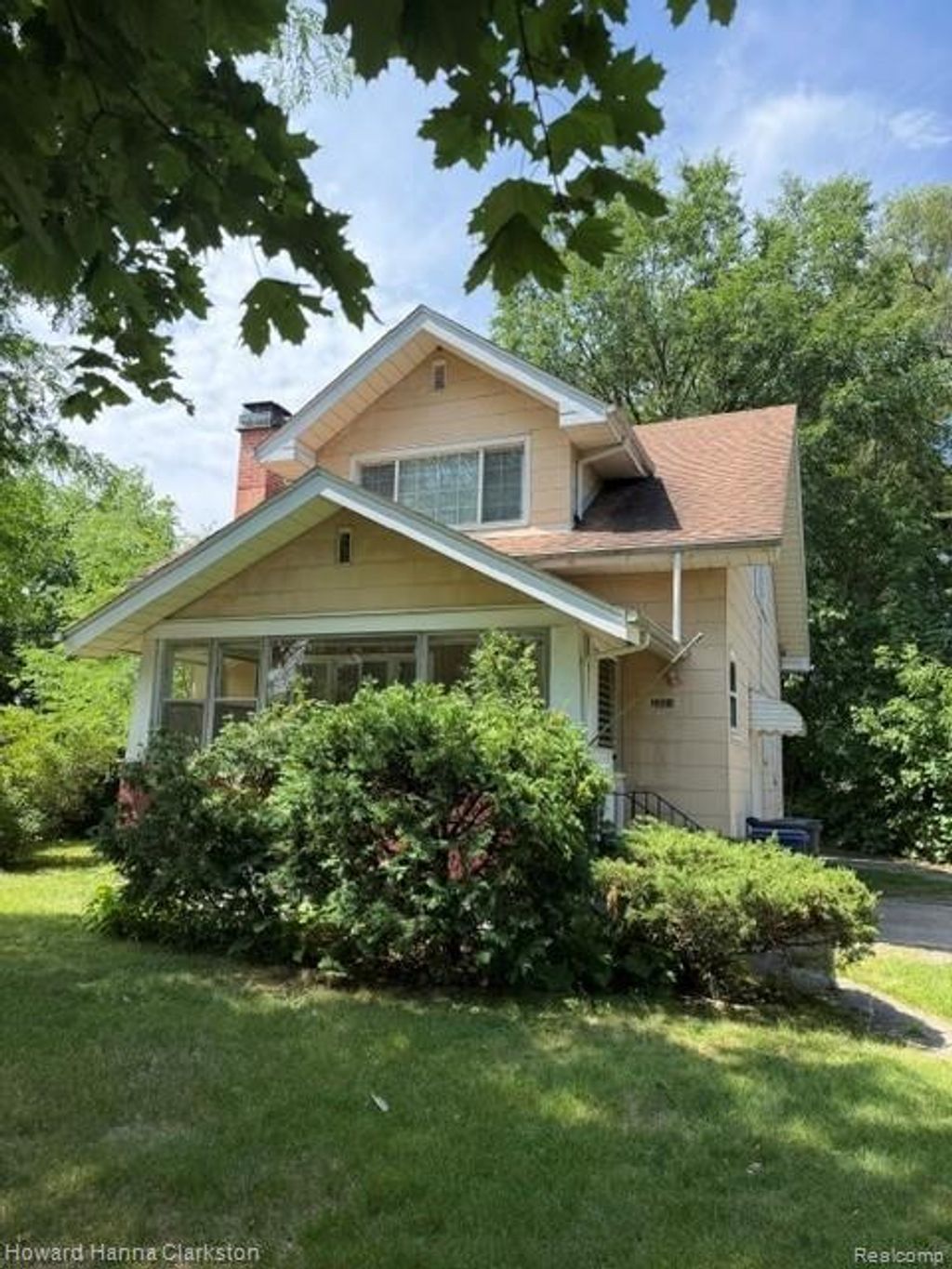 2001 Cartier Street, Flint city
