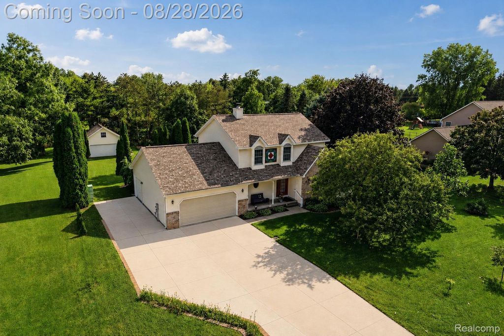 9380 Englishman Drive, Tyrone township