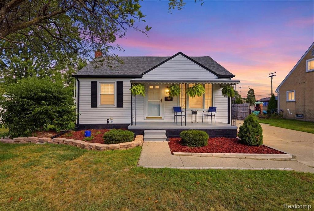5844 Arcola Street, Garden City city