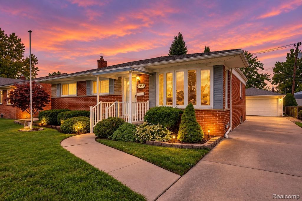 1952 Lakeview Street, Trenton city