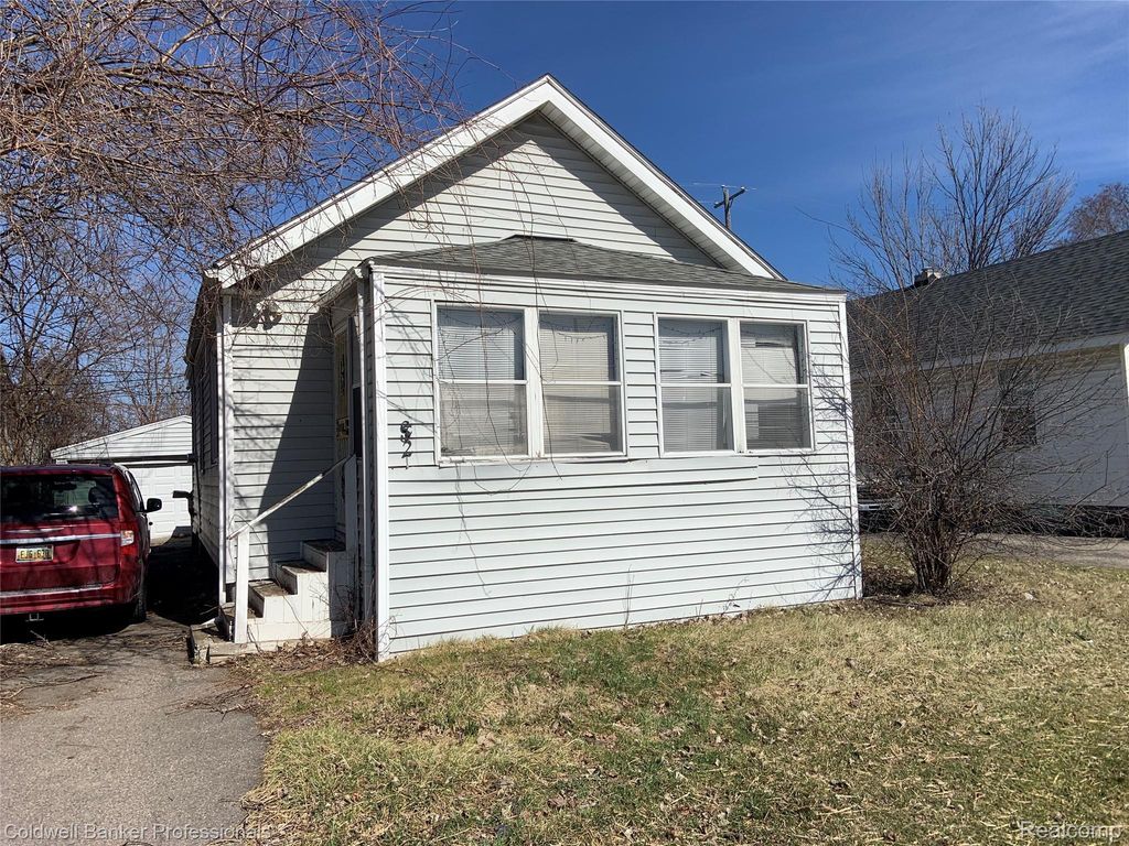 3521 Davison Road, Flint city