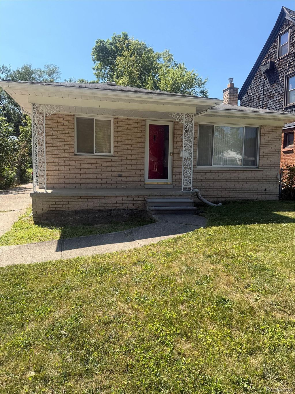 11315 Arnold, Redford charter township