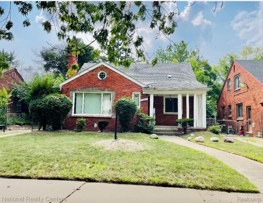 17691 Avon Avenue, Detroit city