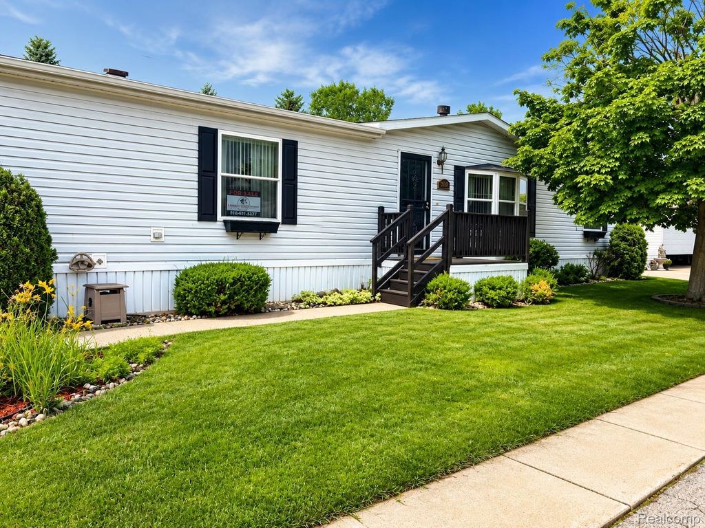 368 Pretty Lane, Mason city